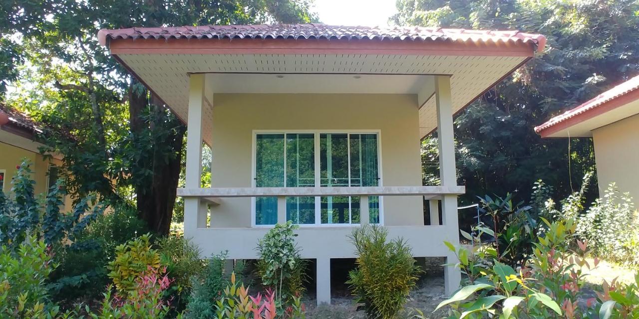 Baansukjai Bungalows 라농 외부 사진