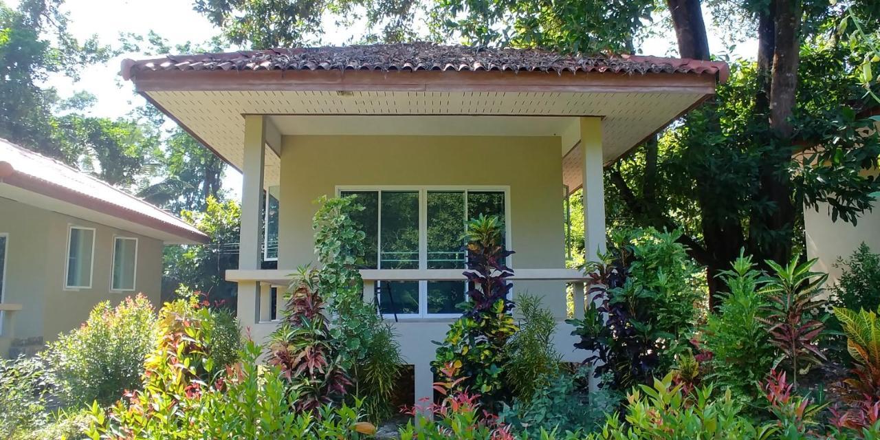 Baansukjai Bungalows 라농 외부 사진